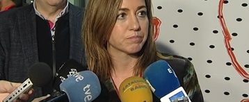 Muere a los 46 años la exministra socialista de Defensa Carme Chacón por un fallo cardíaco