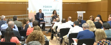 Los consellers se someten a un examen ciudadano en la provincia de Alicante en el fórum «Diàlegs d’estiu»
