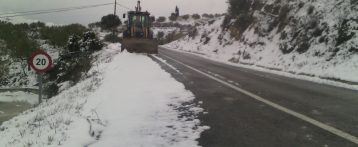 El Consorcio de Bomberos de Alicante refuerza sus medios en las Marinas y en l´Alcoià-Comtat para atender las posibles incidencias por el temporal de nieve