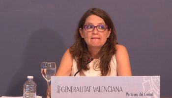 Mónica Oltra se pasa a la técnica del ataque al Estado de Derecho para defender el Decreto de Plurilingüismo