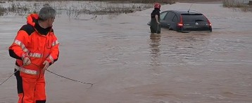 Fallece un hombre tras ser sorprendido por una tromba en la cala de Finestrat