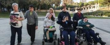 El Síndic abre una queja de oficio sobre la supresión de transporte a cuatro jóvenes con parálisis cerebral para asistir al centro de día